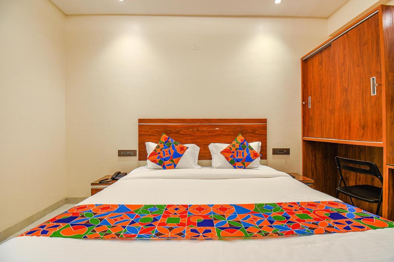 Fabhotel Gaurav Galaxy Пуне Екстер'єр фото