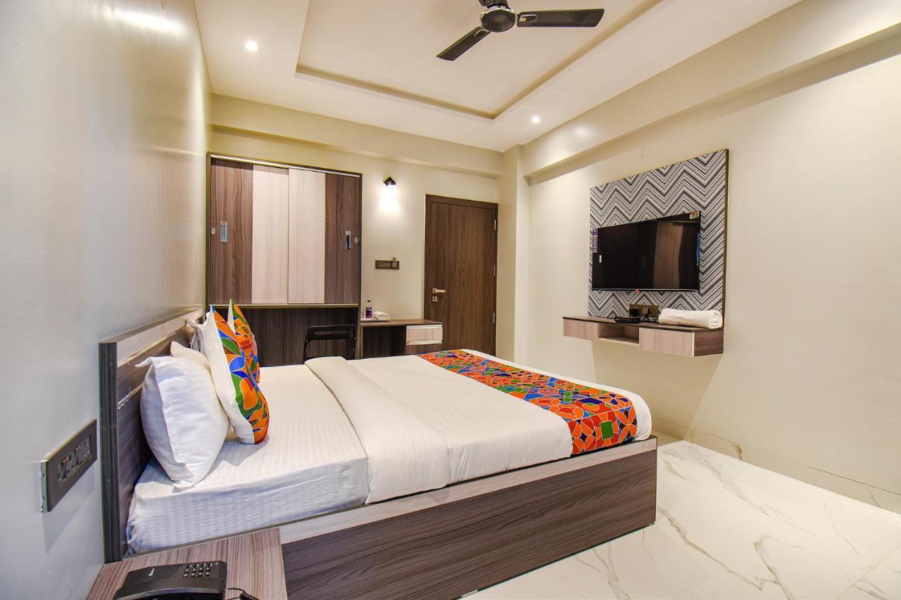 Fabhotel Gaurav Galaxy Пуне Екстер'єр фото