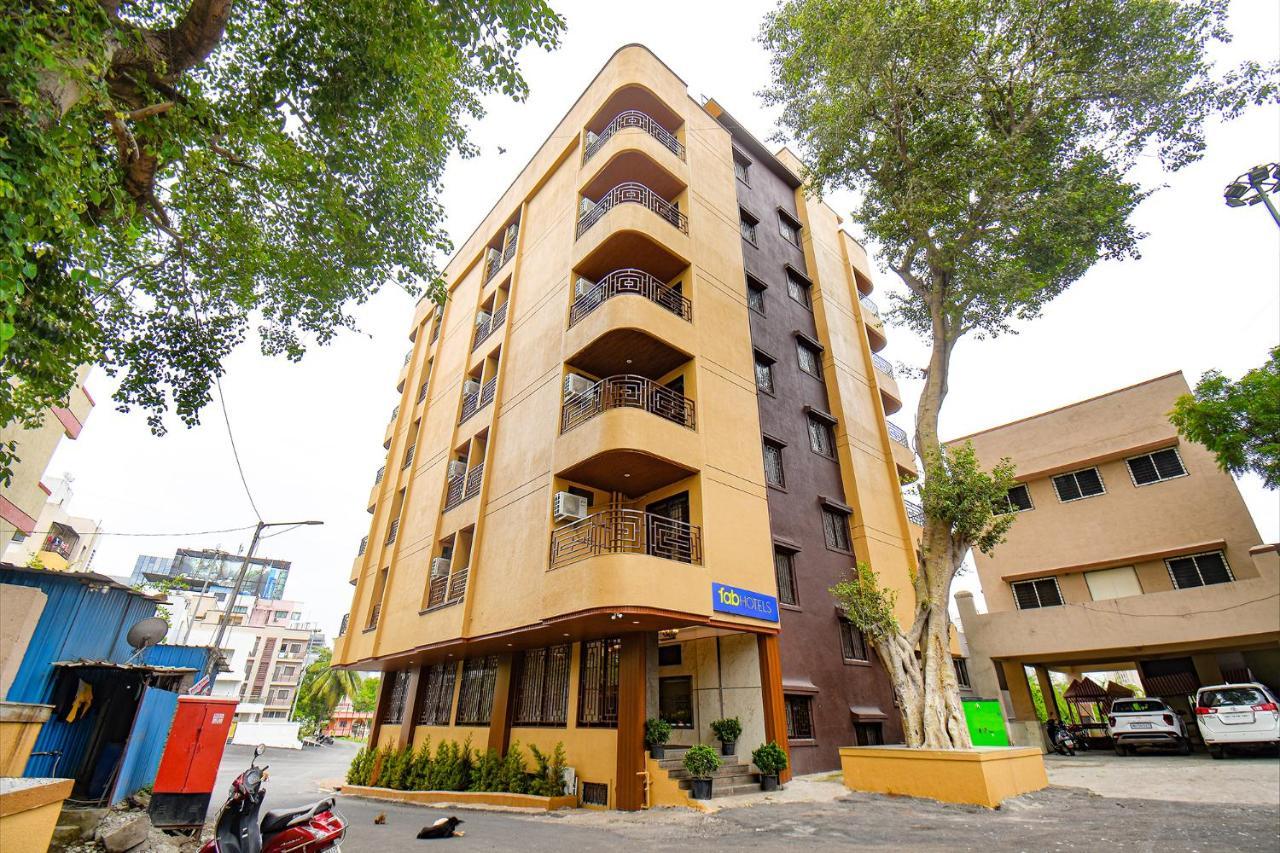 Fabhotel Gaurav Galaxy Пуне Екстер'єр фото